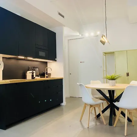 Апартаменты Tarongers, Lovely Flat In The Center Валенсия